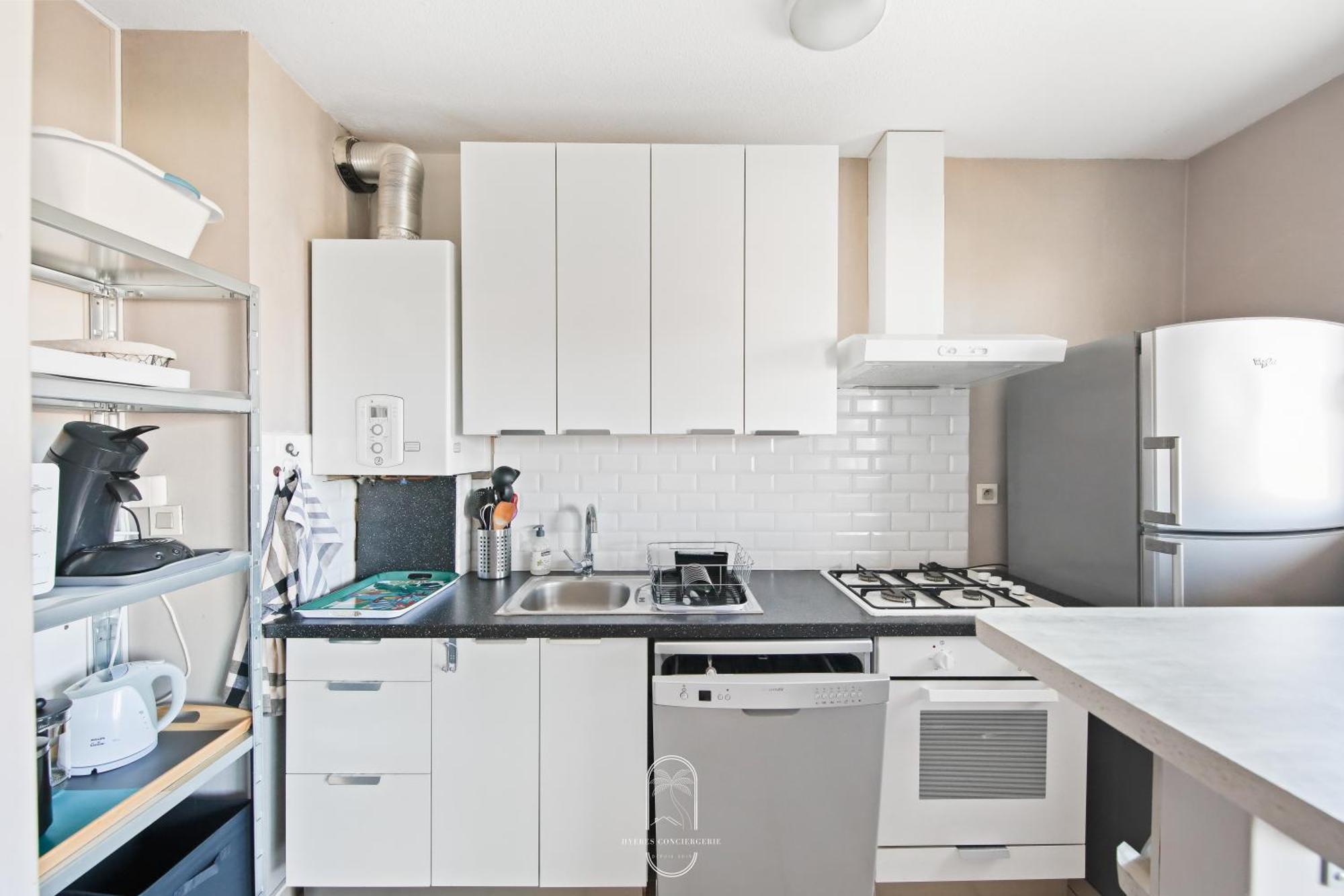 Hyeres Proche Centre - Appartement 1 Chambre Clim Pk Wifi By Hc Exterior photo